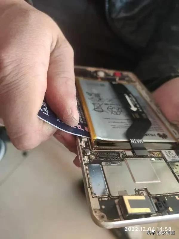 荣耀note8原装电池更换教程,荣耀note8更换电池