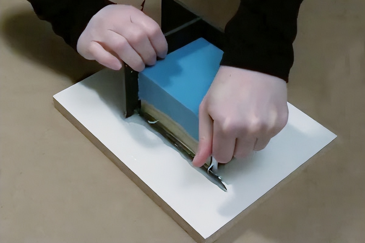 硅胶能不能给环氧树脂翻模,环氧树脂硅胶翻模教程视频