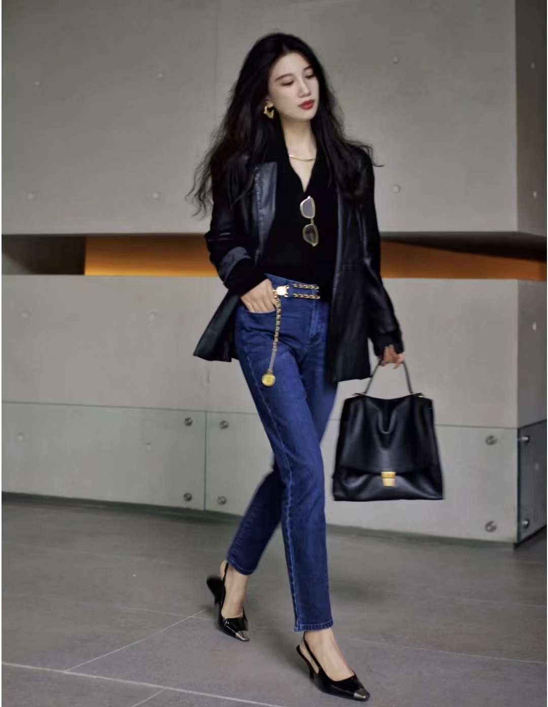 皮衣怎么搭配衣服女秋冬,2020洋气套装皮衣