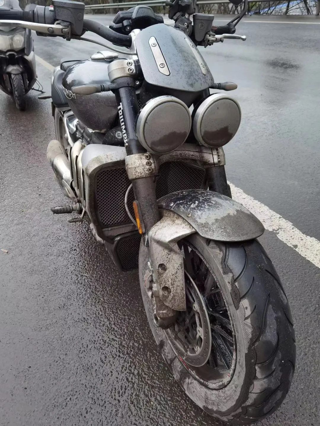 凯旋火箭3优缺点,火箭凯旋3新款试驾