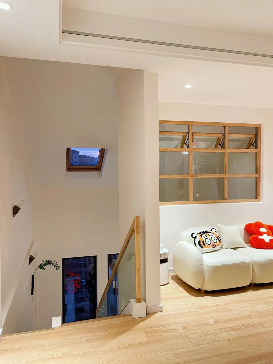 209m²只做两室?95后小夫妻说:这种浪漫,北上广的老破小给不了