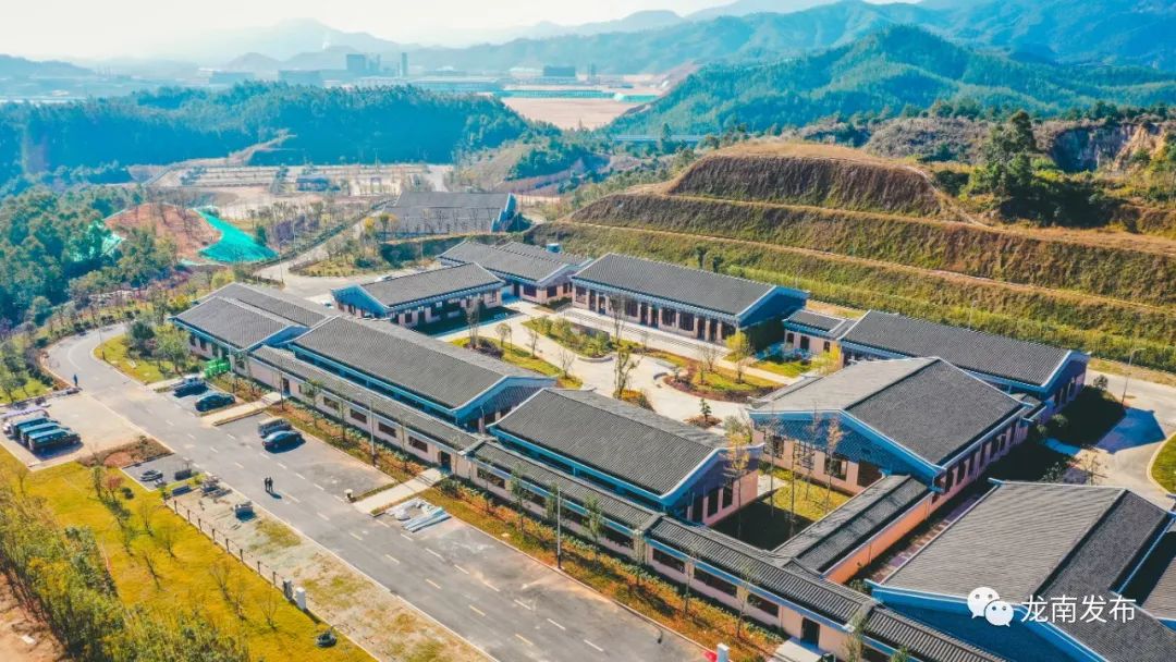 龙南富坑生态公墓在哪里,龙南公墓在哪个地方