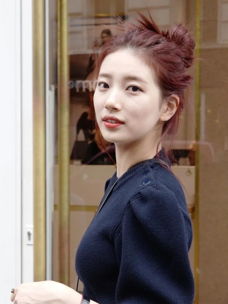 别再染挂耳染了，今年流行的“巴黎画染”太好看了