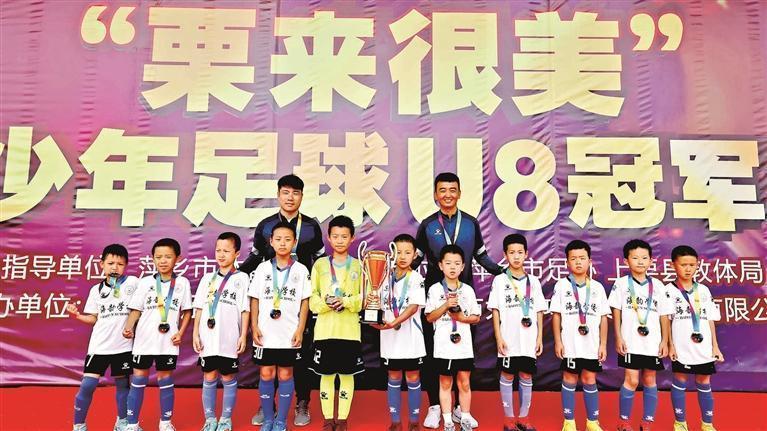 10战9胜1平!深圳宝安海韵学校足球小将厉害了