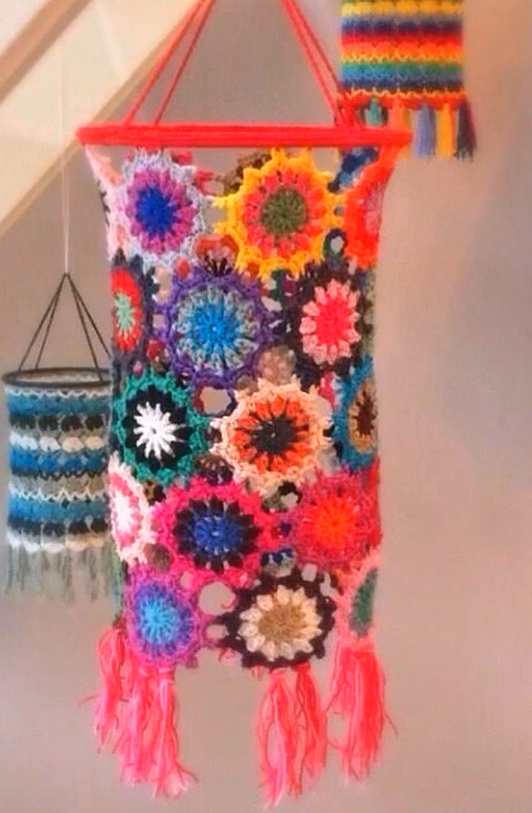 钩针编织各种墙挂花篮,钩针花环墙挂玫瑰花教程