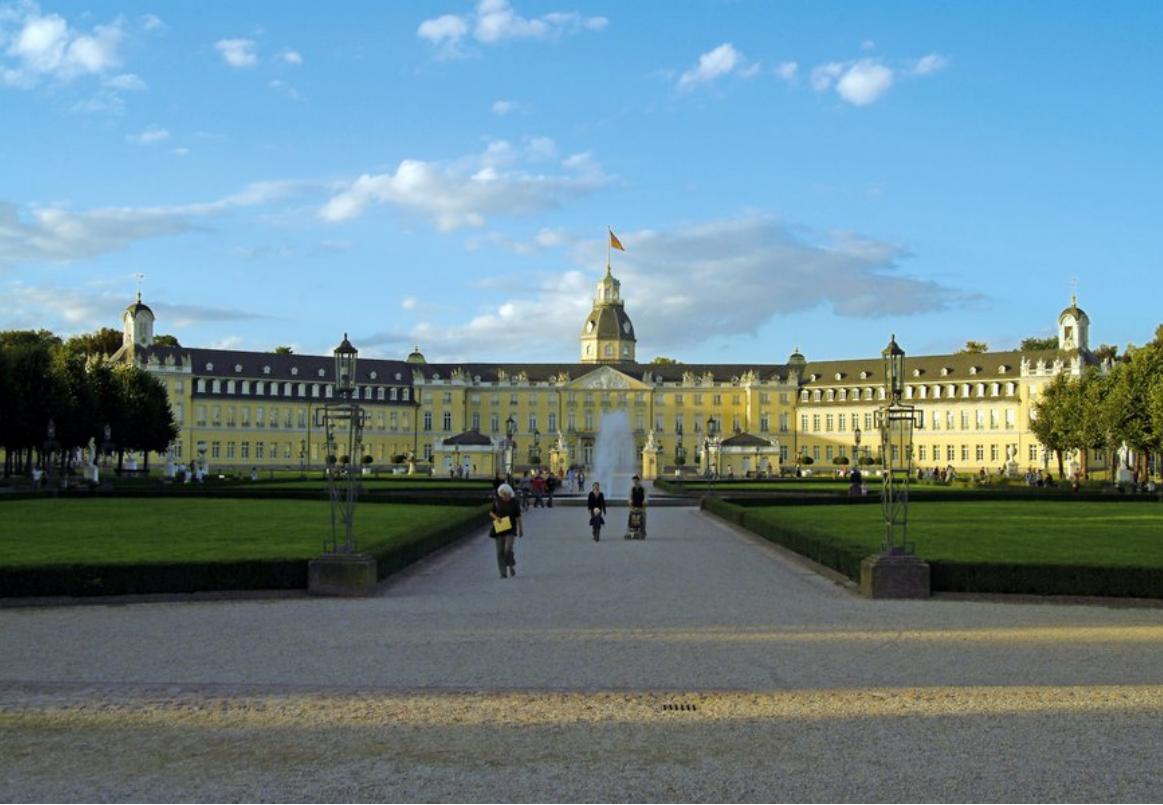 多方面了解,法国这个国家在什么位置