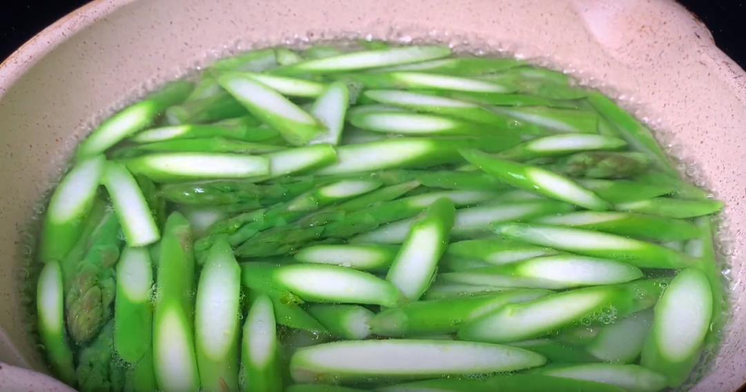 天然叶酸的食物前十名防痴呆,叶酸比菠菜高20倍