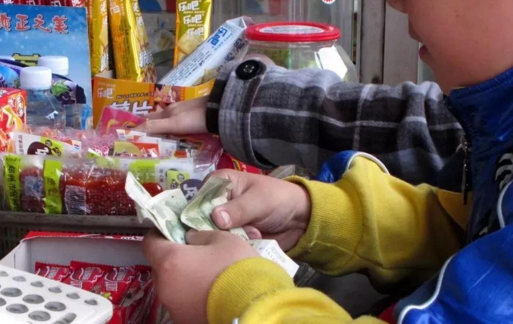 教育部下发通知，要求学校取消一项服务，中小学生的快乐不见了