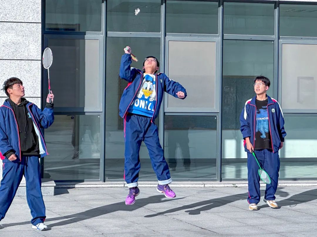 南湖行知丨【战“疫”线下篇】封校不封爱,温暖一直在