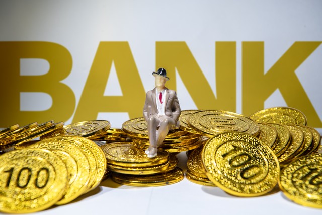 钱难赚屎难吃该怎么安慰,钱难挣屎难吃怎么安慰