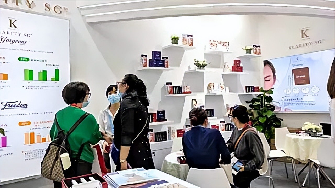 身家亿万的新加坡医美医生，40岁不幸患肺癌去世，临终感言万人转