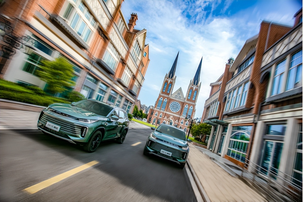 全新一代凌云与老款有什么区别,车企宠粉