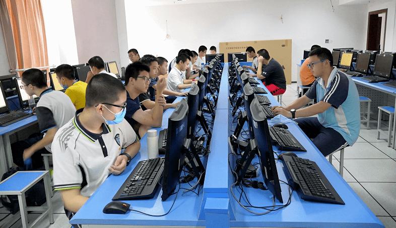 学霸考上清华北大的学习秘诀,730分学霸考入清华妈妈谈教育心得