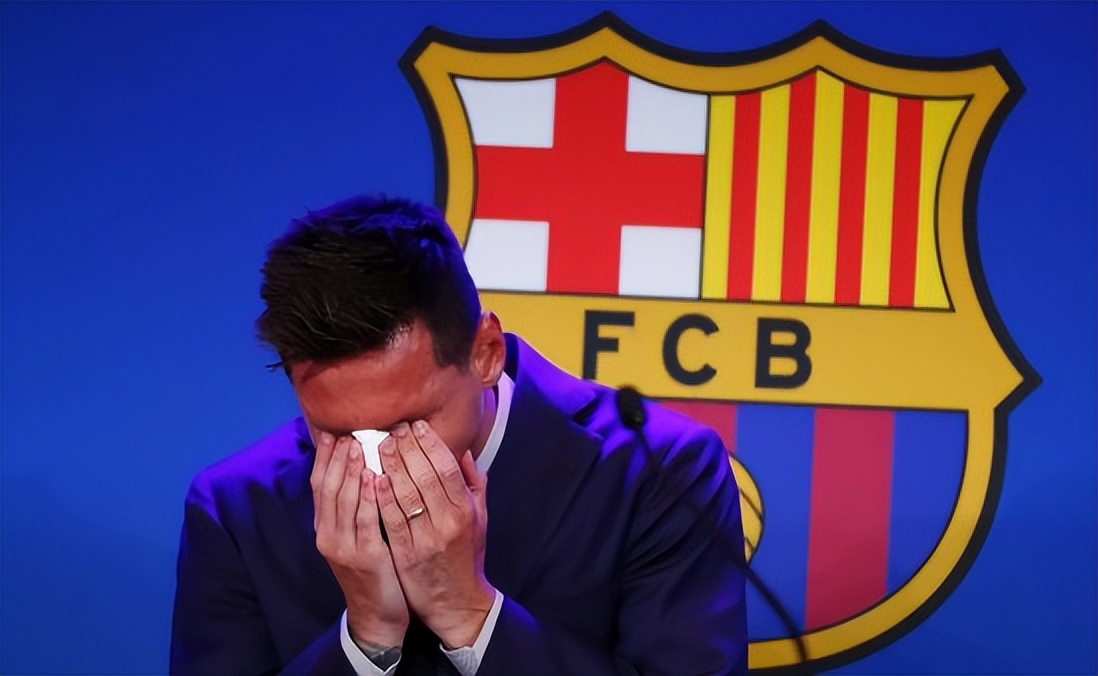 历史足球最有价值球员,历史年收入最高的足球球员