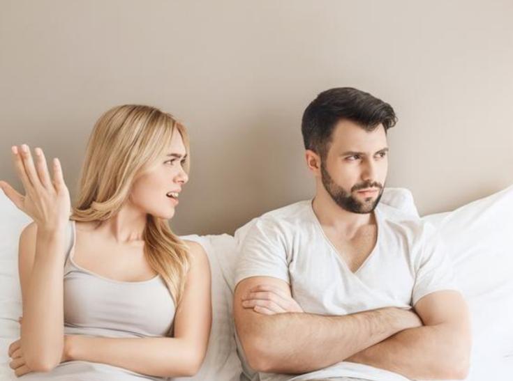 40岁女性下眼皮发黑是什么原因,女性腹股沟发黑是什么原因怎么办