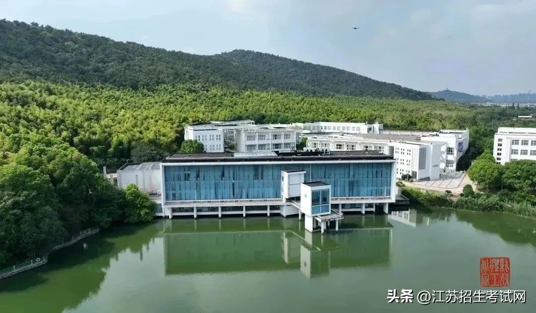 怎么报名苏州卫生职业学院,一起走进江苏张家港