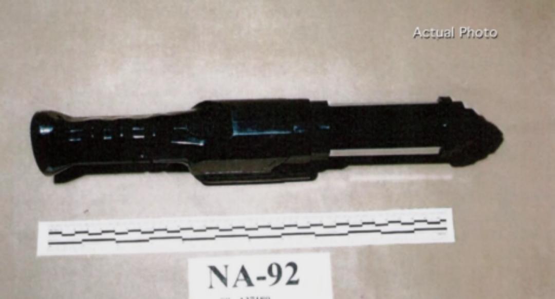 加拿大青年网恋美艳女郎神秘失踪,竟落入恐怖片导演的圈套