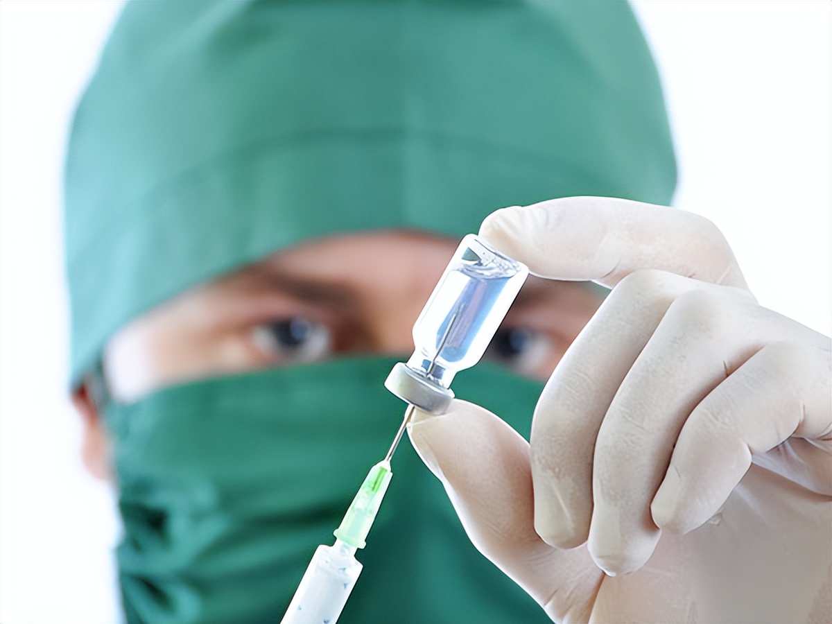 岳父全力扶持女婿，上位后他给妻子下毒两年，看她挣扎着慢慢死去