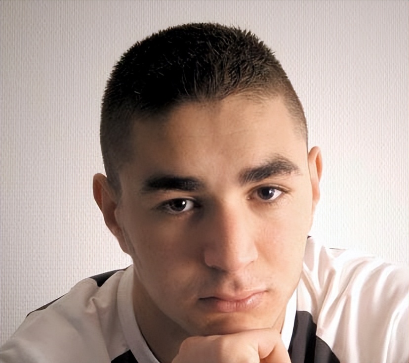 本泽马因伤退出世界杯看梅西,本泽马因伤退出世界杯