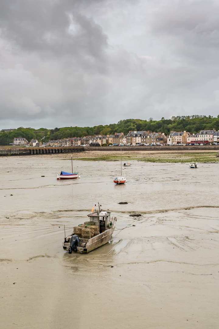 生蚝之都康卡勒：凯撒大帝太阳王拿破仑三世青睐，美味流传两千年