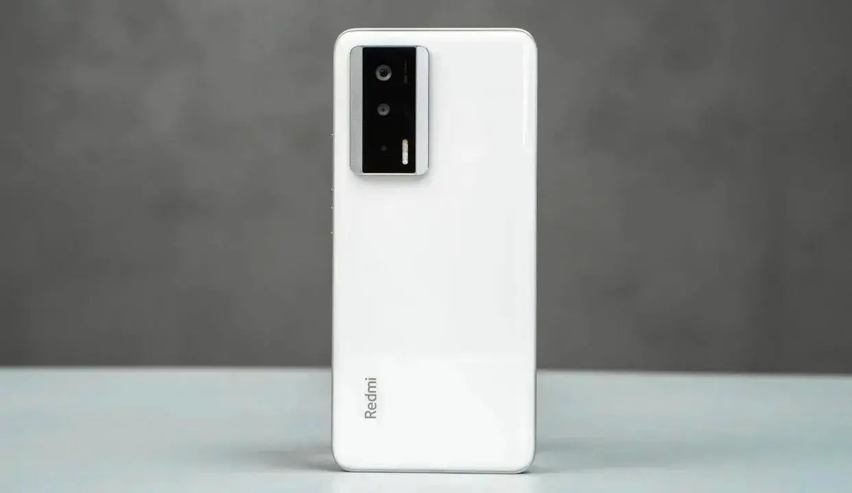 目前2000左右的手机值得买哪款,oppo2000元左右值得购买的5g手机