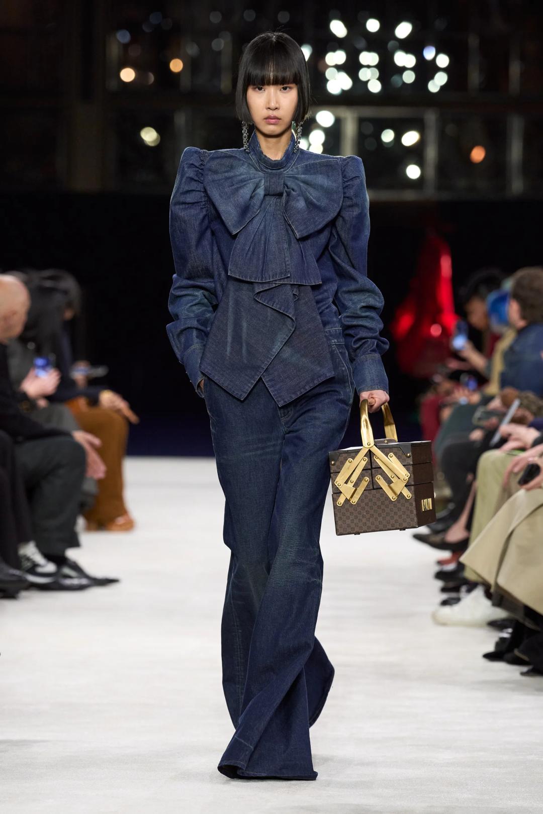 2023秋冬伦敦时装周收官,2022秋冬巴黎时装周什么时候开始