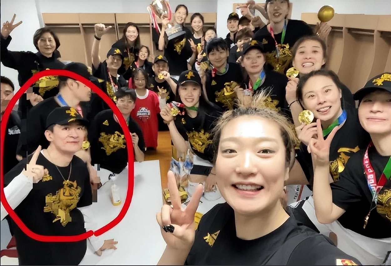 李梦与张隆被曝已领证,球员李梦被曝照片