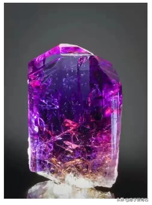 18块最贵奇石欣赏,世界上最贵的六大奇石