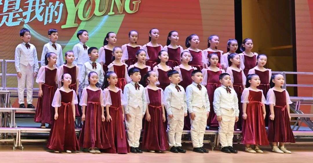 高新第十一中学喜报,西安高新第一学校喜报