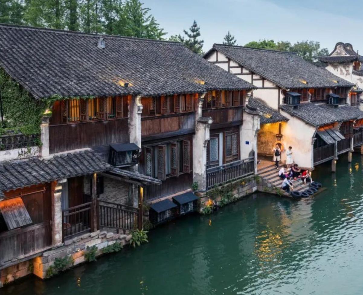 实木地板实用吗安全吗,实木地板阳台专用