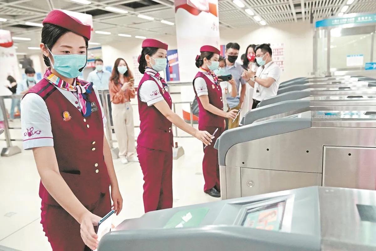 南京地铁实习生工资待遇,南京地铁安检员工资待遇