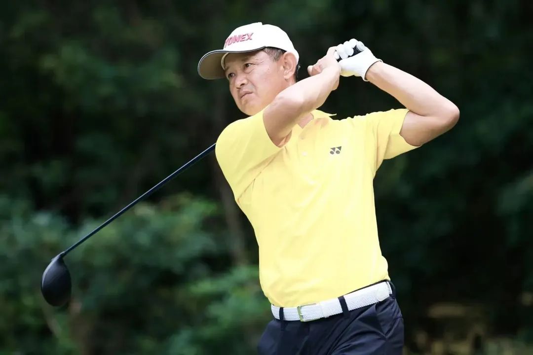 沈嵘足球集锦,沈嵘高尔夫球