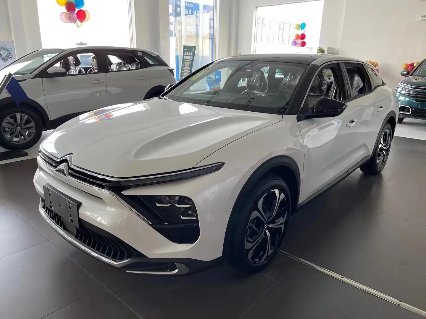 不顾家人反对买了这个车后悔吗,凡尔赛c5x的驾驶感受如何