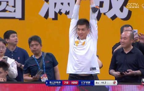 因伤病退出现役,又一球员因伤退出世界杯