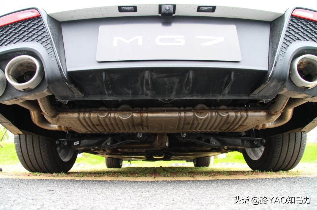 被颜值掩盖的真相?试驾MG71.5TDCT至美优雅版