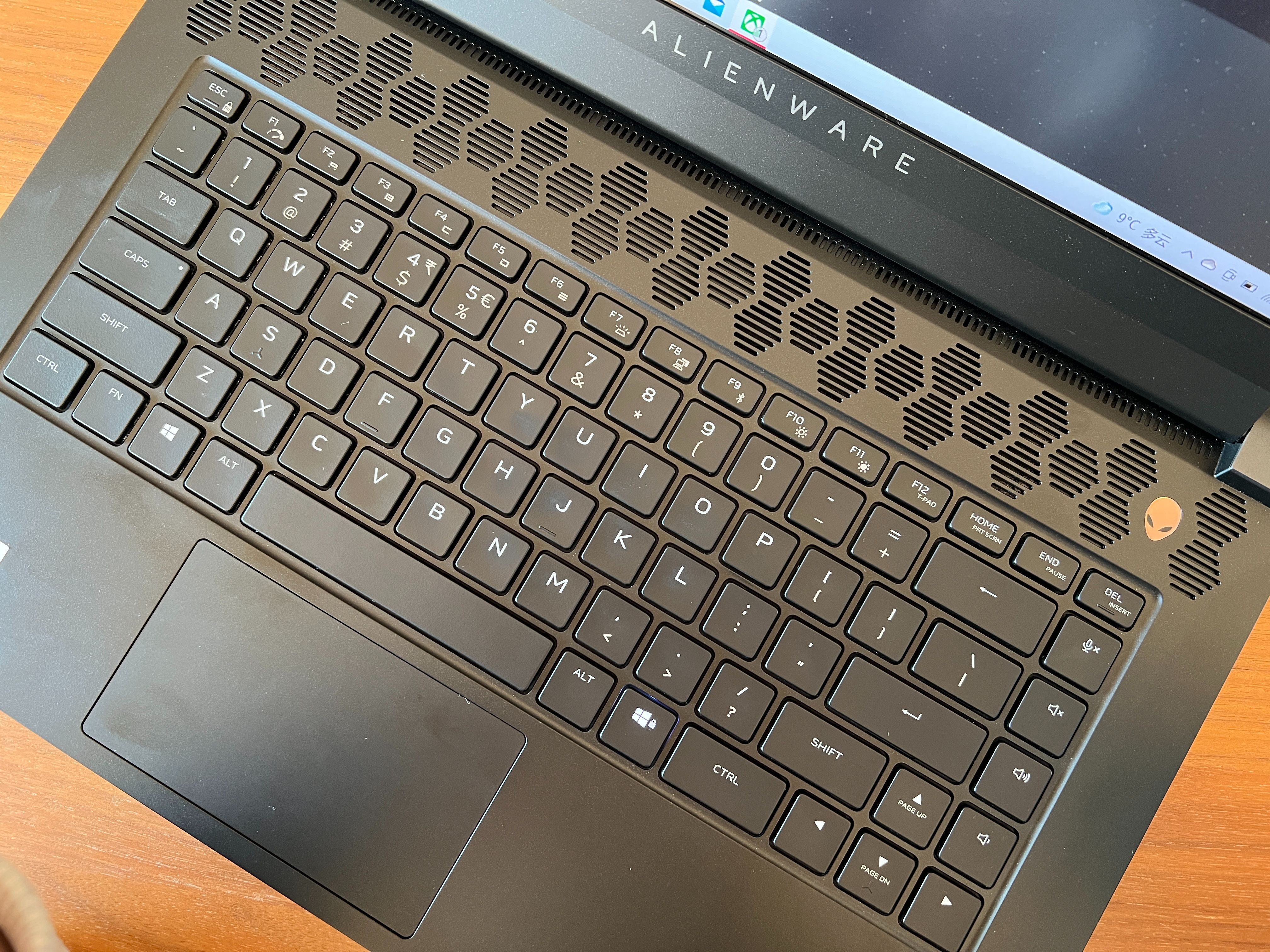 外星人alienwarem15r2游戏本,外星人alienwarex16游戏本评测