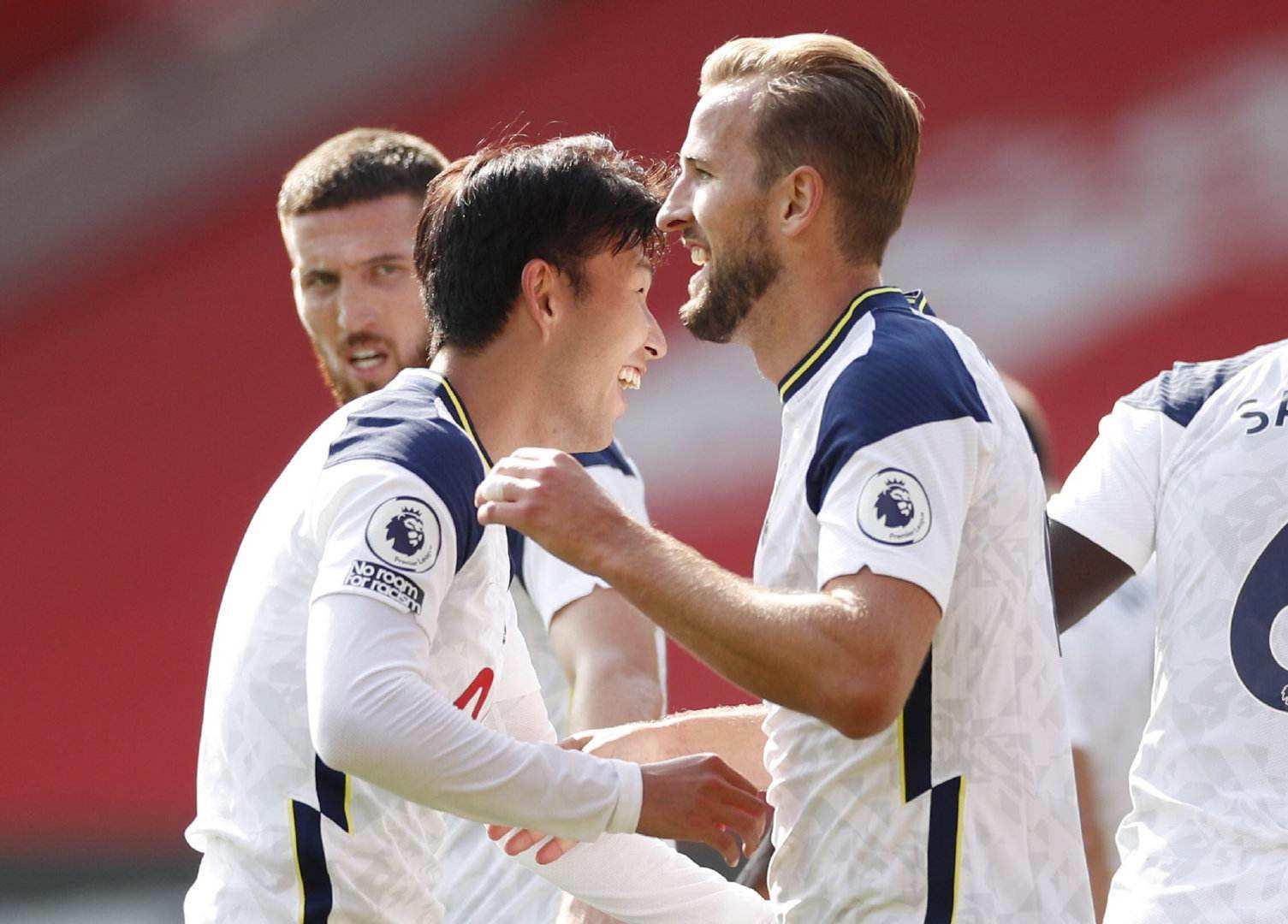 孔蒂笑了！热刺欧协杯小组第3出局，欧足联：热刺被判0-3负于雷恩