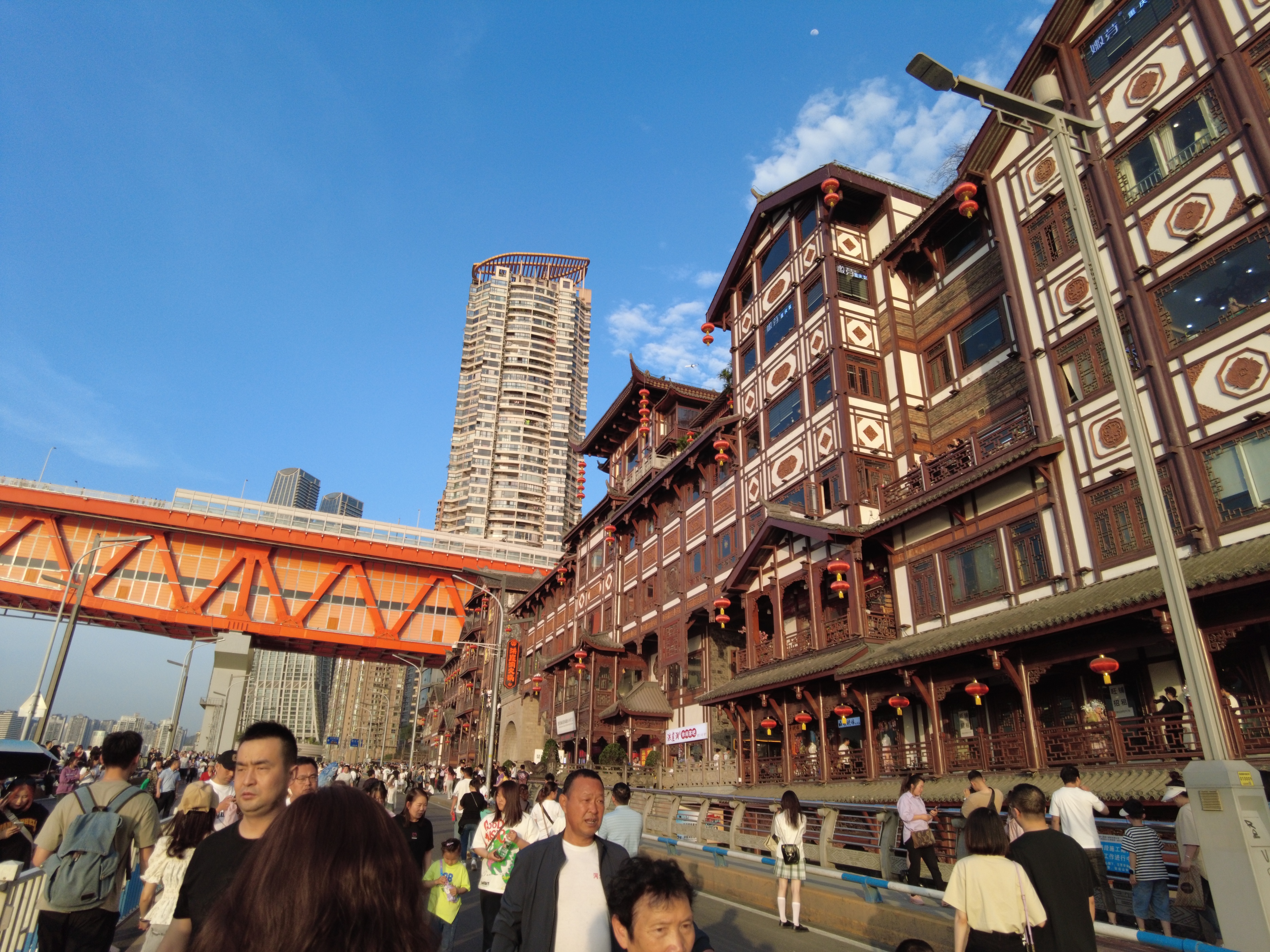 重庆封桥宠外地游客,重庆封桥封路方便游客