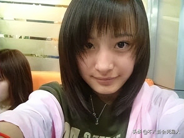 冻龄女神素颜成照妖镜,素颜照妖镜