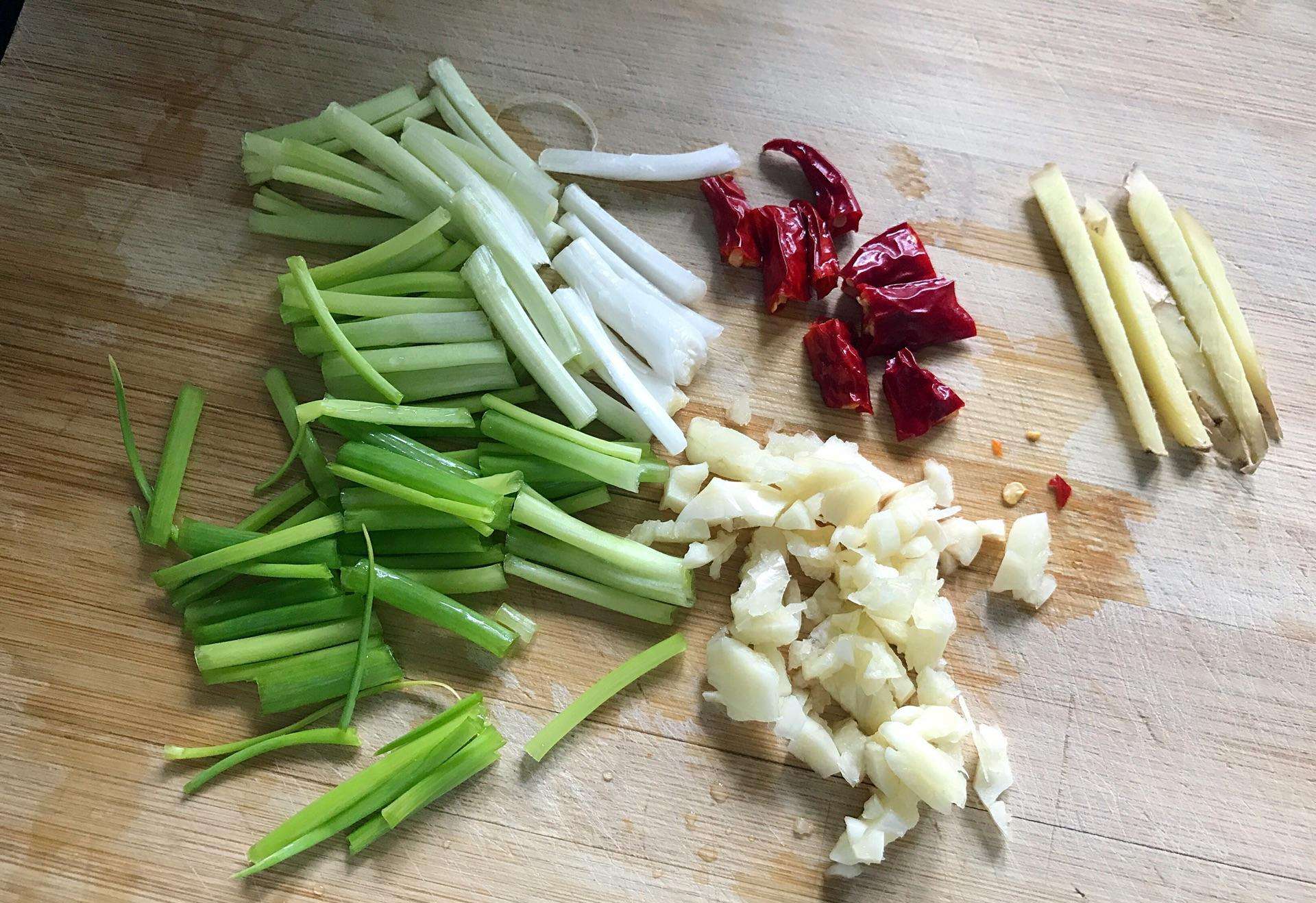 酸菜鲈鱼做法儿童吃,酸菜鲈鱼家常做法儿童