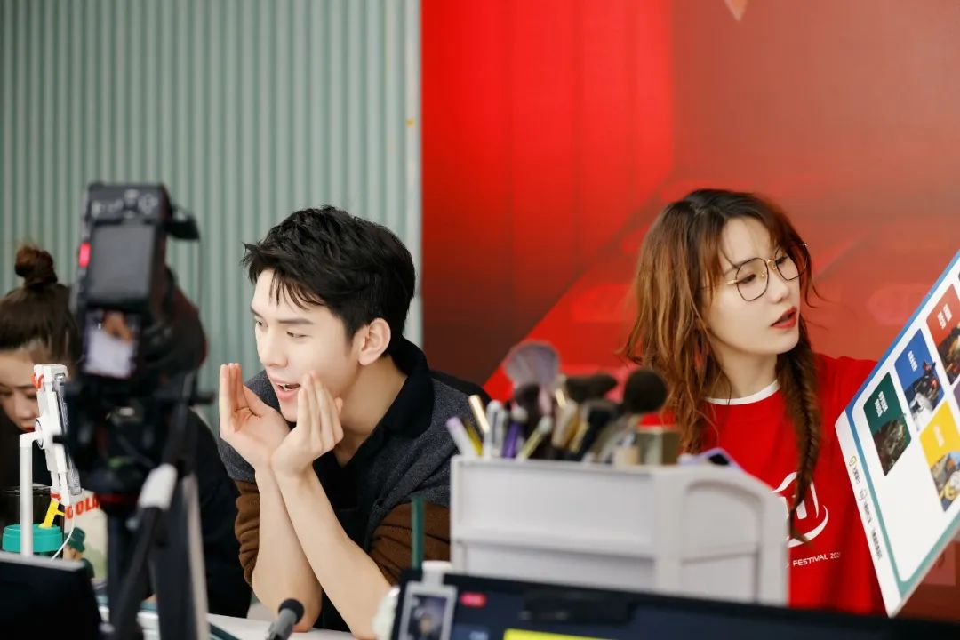 李佳琦旺旺颜值变化,李佳琦旺旺变化史