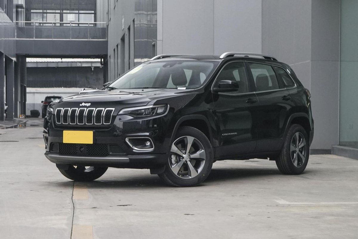 jeep自由光265,2020款自由光2.0t四驱265马力