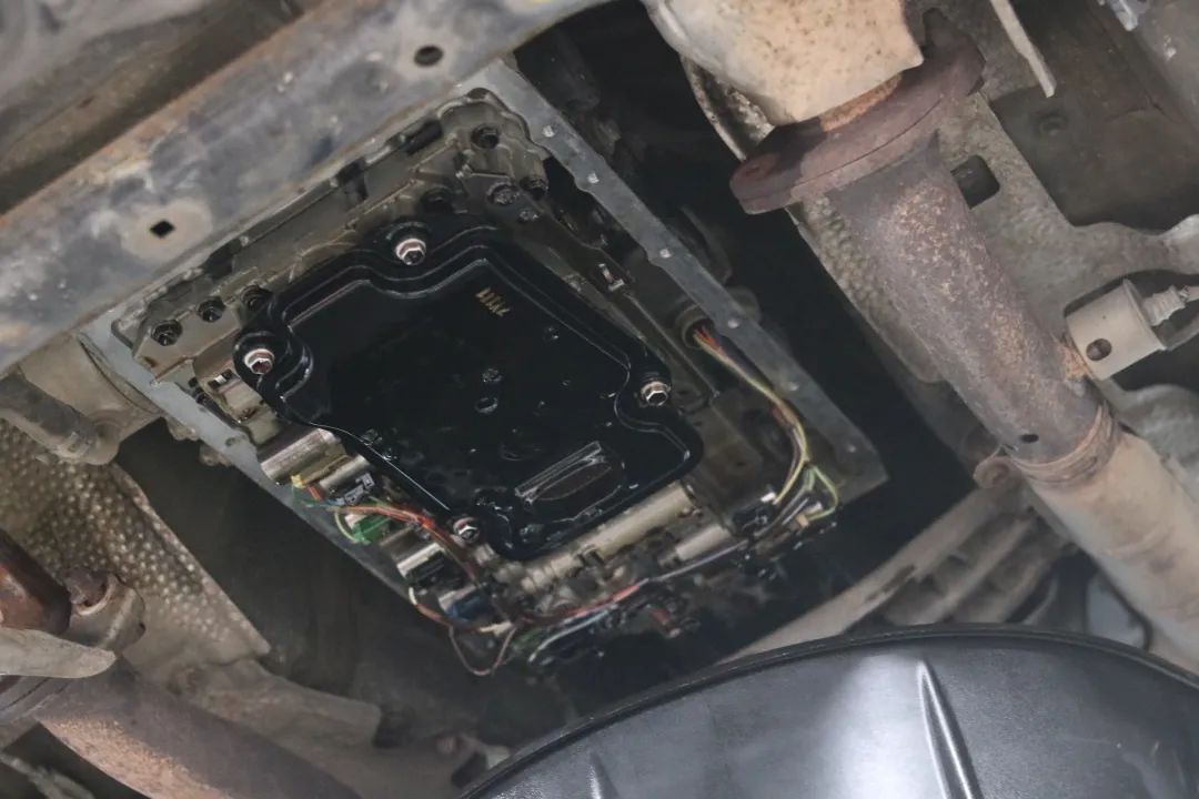 12代皇冠经典复原,14代皇冠彻底翻修之后感受