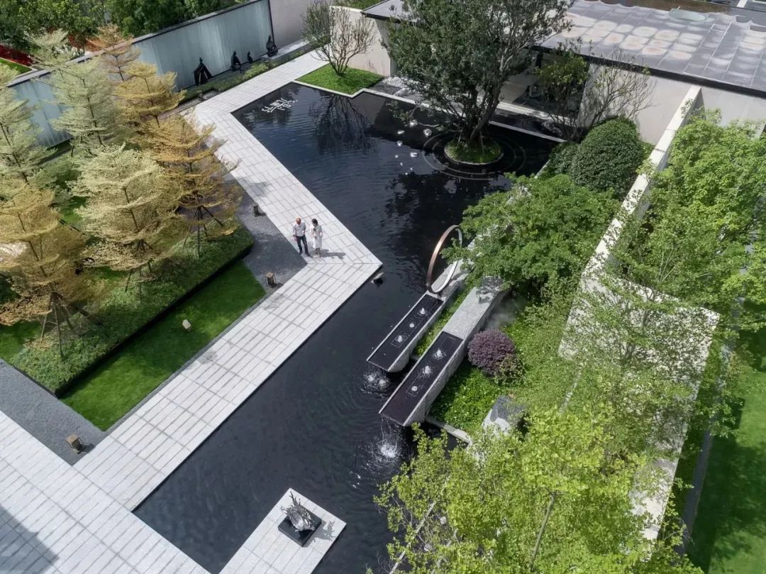 自然跌水景观,水幕瀑布跌水景观效果图