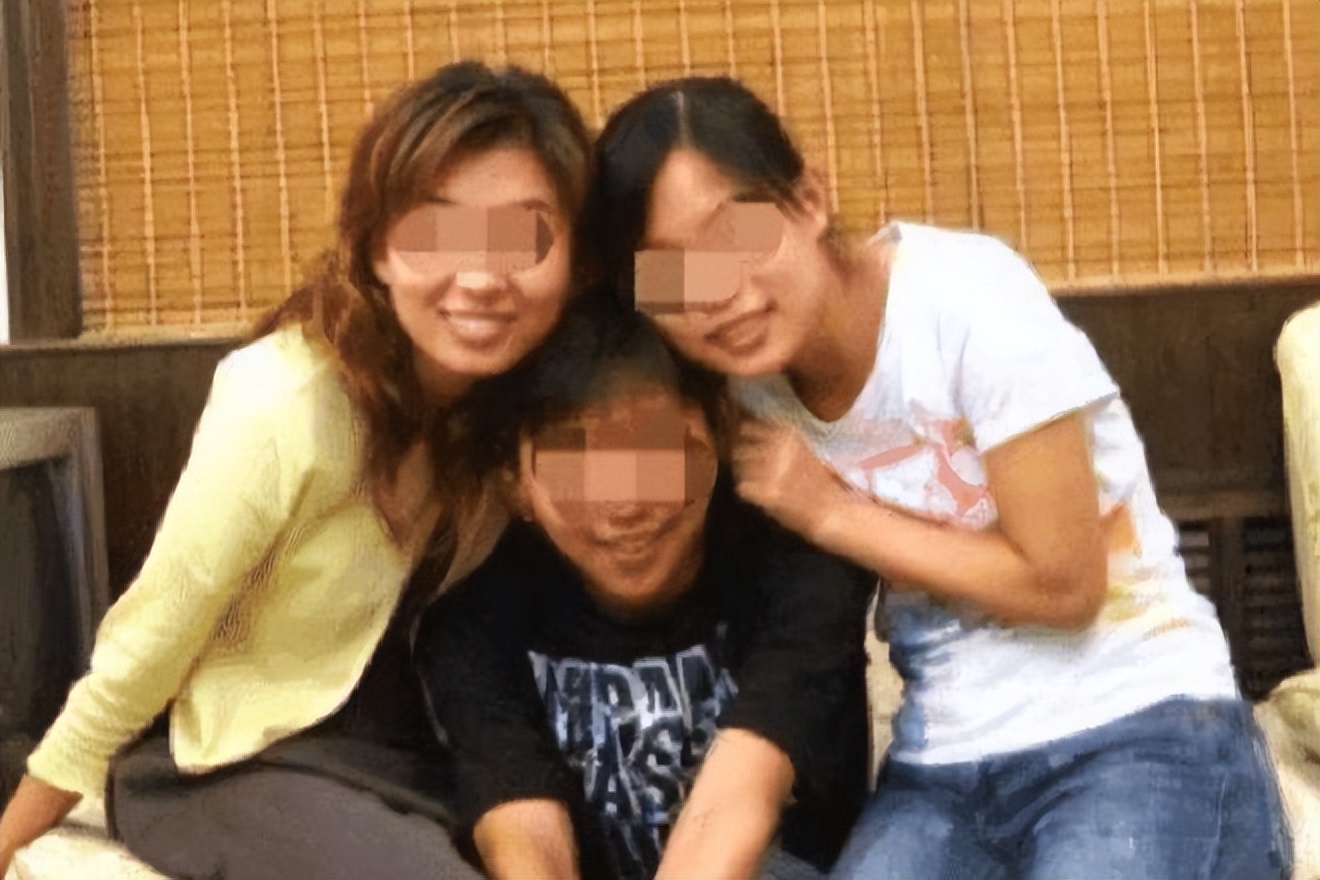 姐妹俩深夜把男舍友灌醉，趁机做出不法之事，隔天男子哭着报警