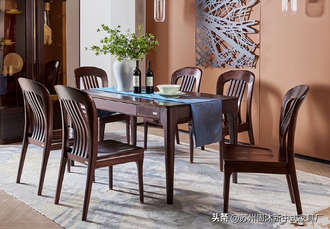 三室两厅简约风实木家具推荐,原木色简约新中式家具实景