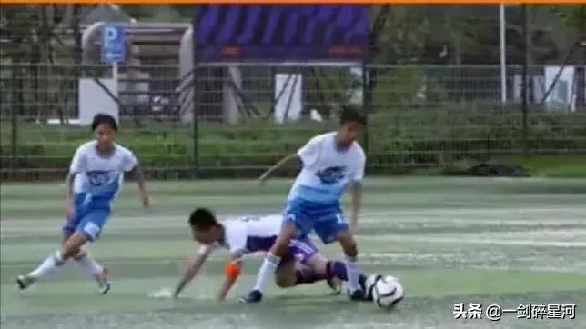 关浩津亚冠染红,关浩津亚冠处罚