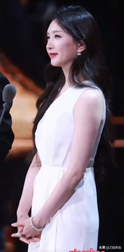 王一博辣眼视频,王一博娄艺潇完整版