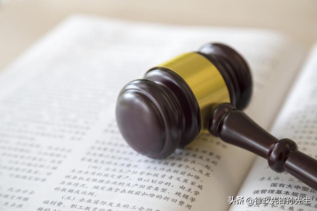 应该续签无固定期限劳动合同，但公司拒绝续签？员工怎么办？