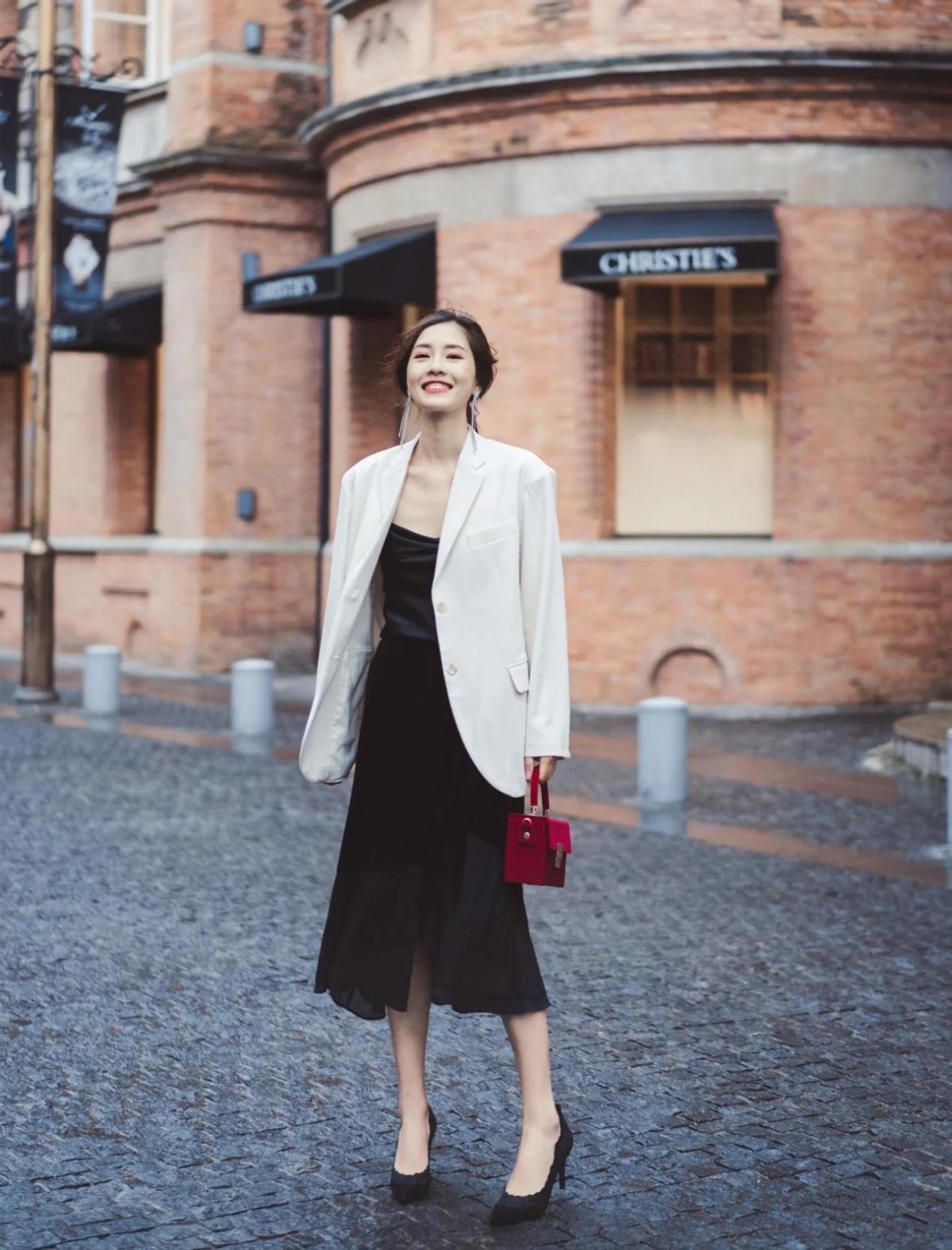 建议扔掉这几样破损变形的拖鞋,扔掉的棉拖鞋